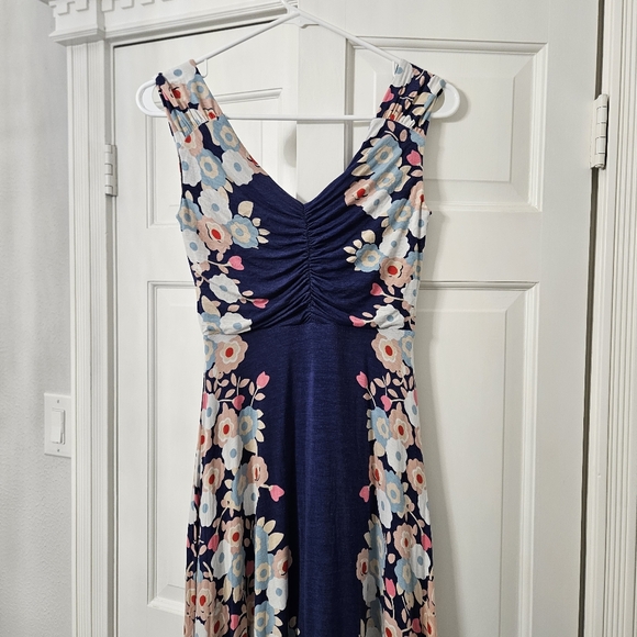 Boden Georgia Maxi Dress size 2p floral vneck viscose - Picture 9 of 11